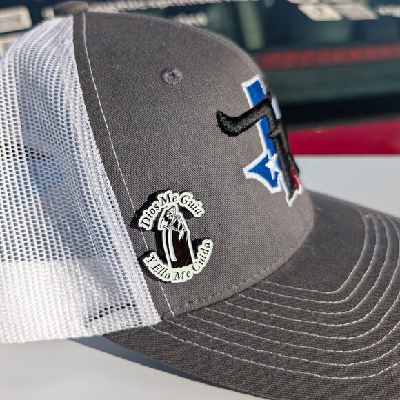 Pin Santa Muerte Pin for Caps Clothing Enamel Badge Dios me Guia Pin Death Pin - Picture 4 of 7